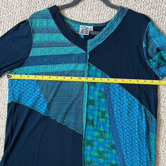 Parsley and Sage 3/4 sleeve top - Picture 10 of 11